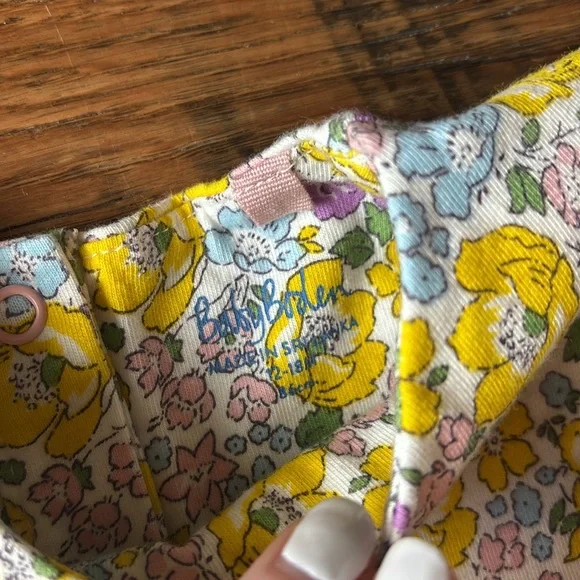 Baby Boden Floral Baby Dress with Bloomers - Picture 3 of 9
